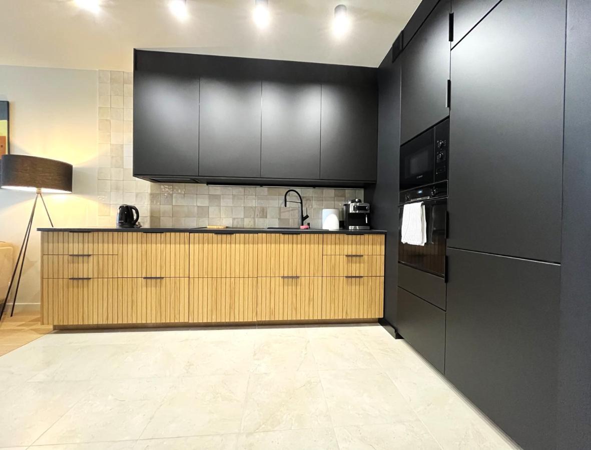 Wyszynskiego Apartment - Self Check-In 20H - Parking &Lift فروتسواف المظهر الخارجي الصورة