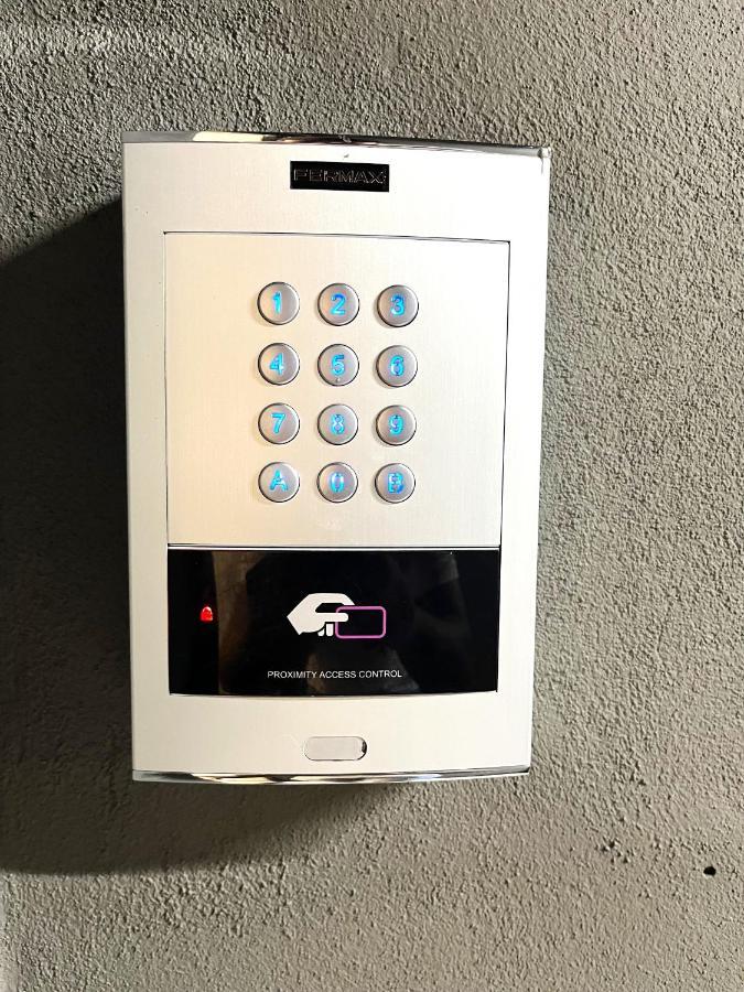 Wyszynskiego Apartment - Self Check-In 20H - Parking &Lift فروتسواف المظهر الخارجي الصورة